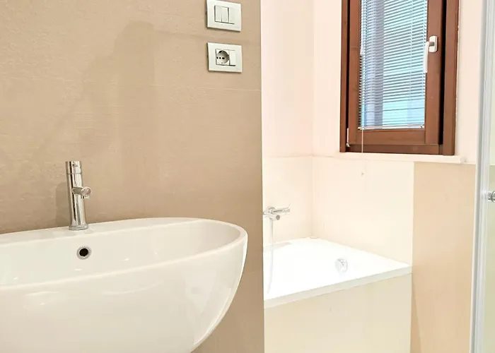 Lejlighed Se185 - Senigallia, Trilocale Ristrutturato Con Giardino *