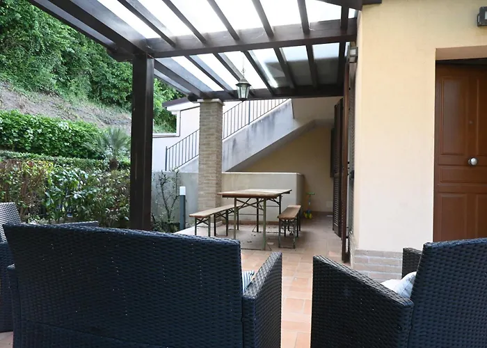 Se185 - Senigallia, Trilocale Ristrutturato Con Giardino